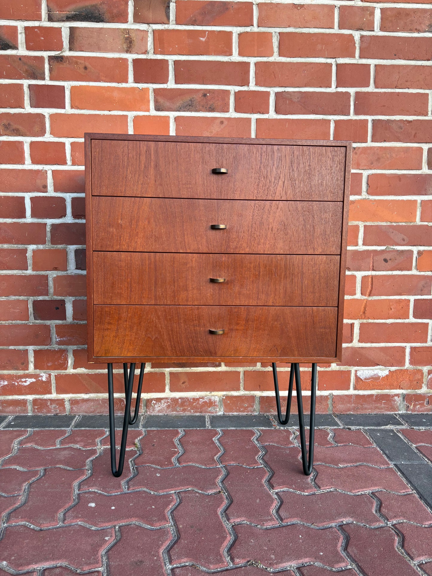 Schmale Vintage Teak Kommode mit 4 Schubladen