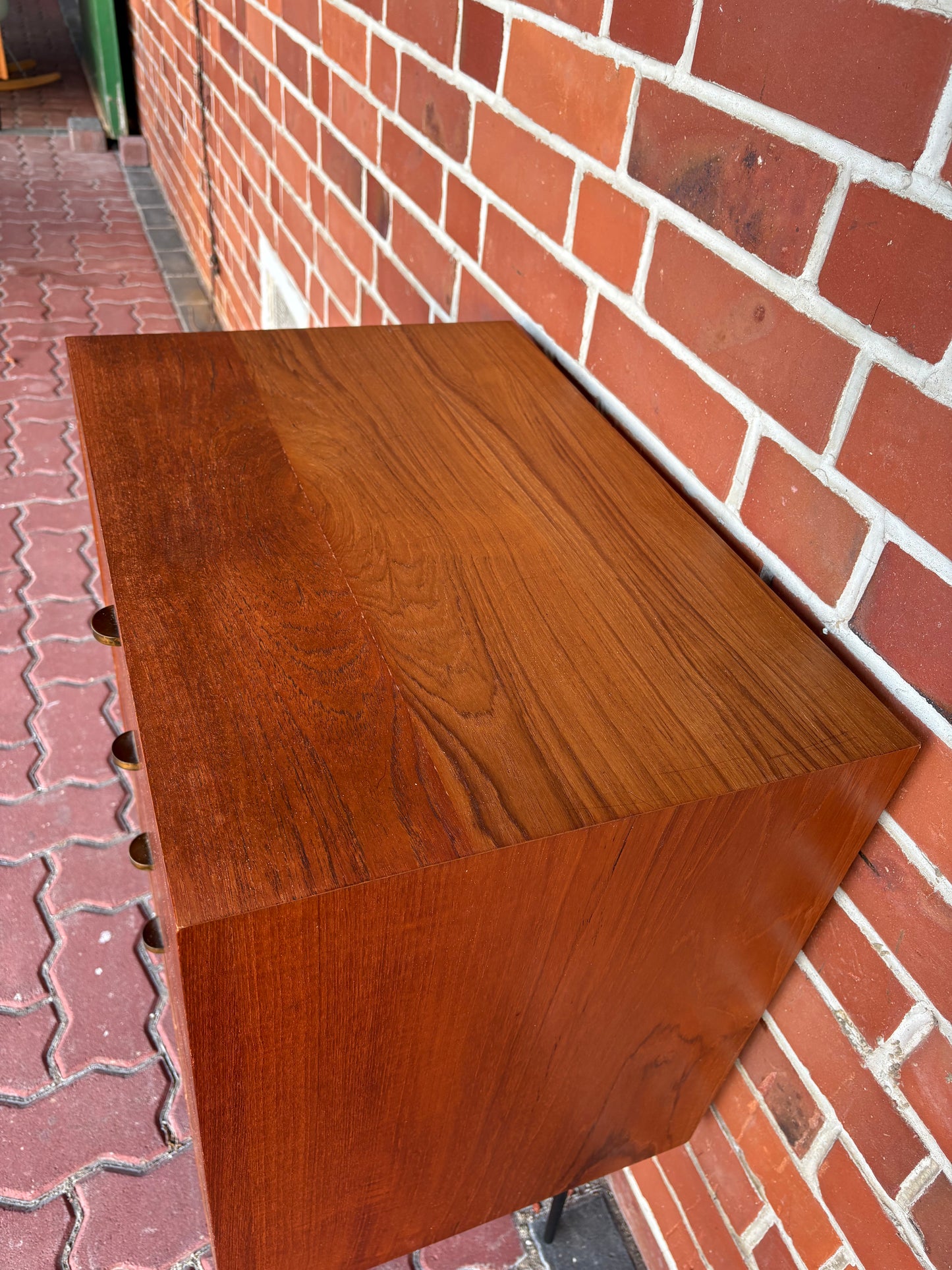 Schmale Vintage Teak Kommode mit 4 Schubladen