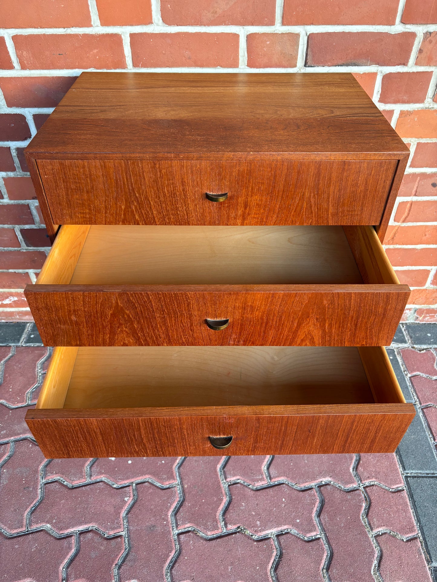 Schmale Vintage Teak Kommode mit 4 Schubladen