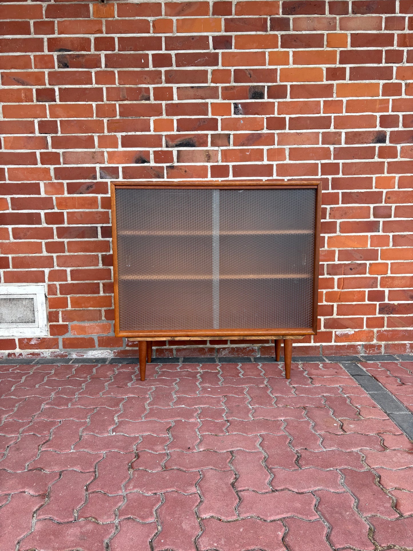 Vintage Vitrine mit Folienglas