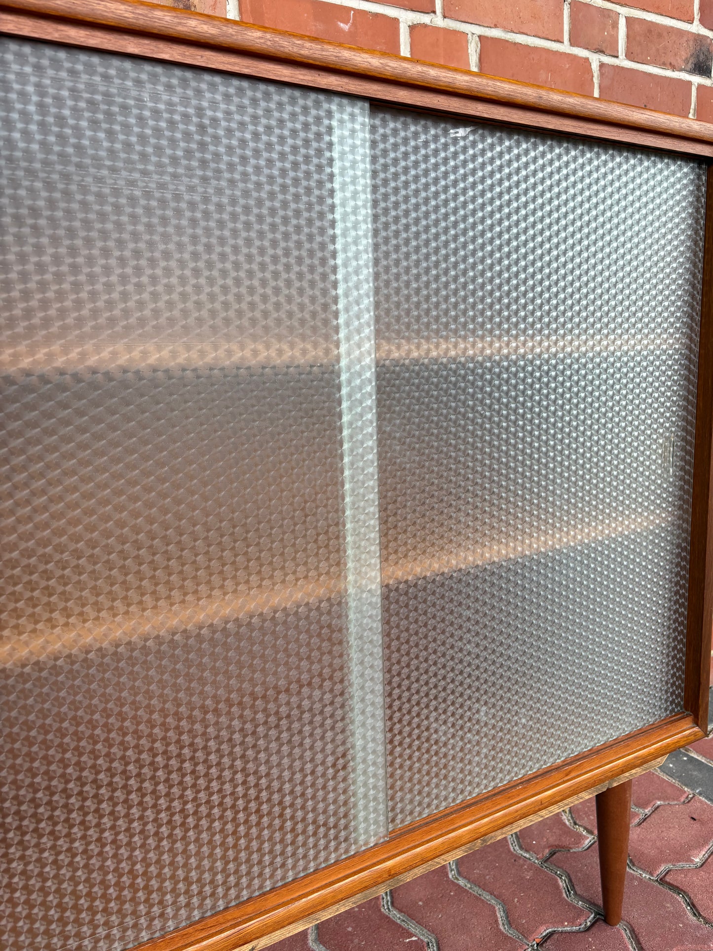 Vintage Vitrine mit Folienglas