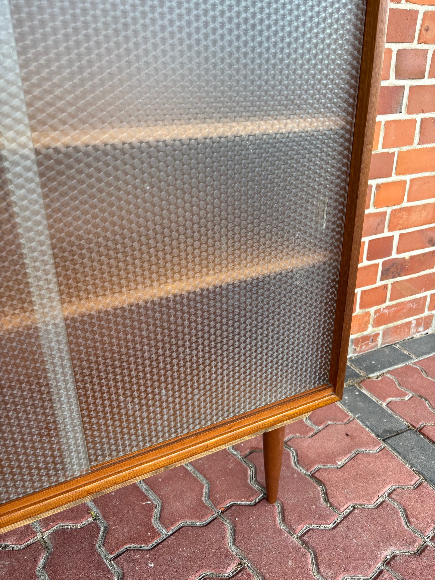 Vintage Vitrine mit Folienglas