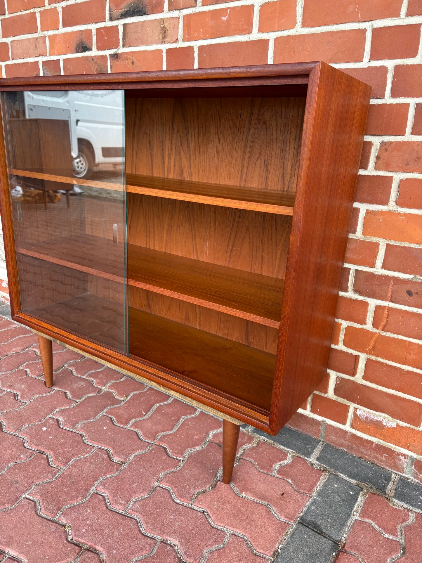 Vintage Vitrine mit Klarglas
