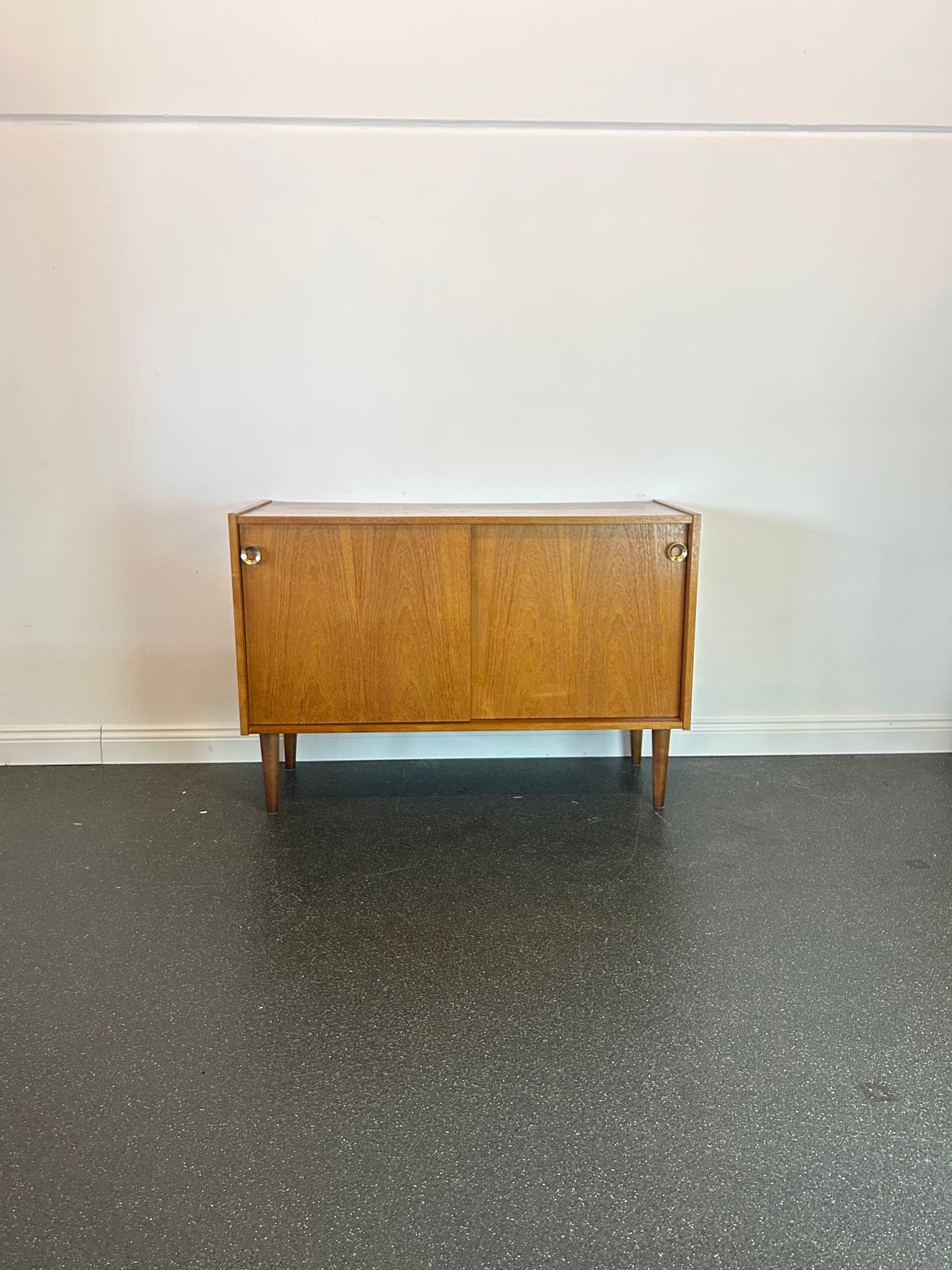 #3 Midcentury Teak Sideboard/ Schuhschrank