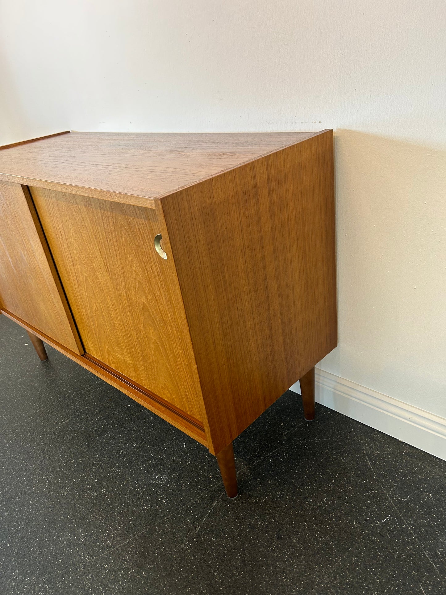 #3 Midcentury Teak Sideboard/ Schuhschrank